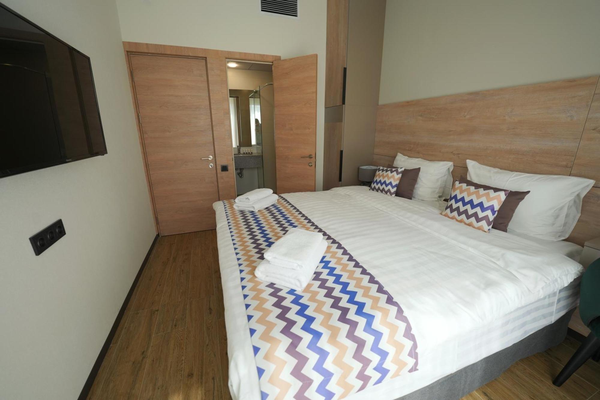 4Guest Hotel Jerevan Exteriör bild